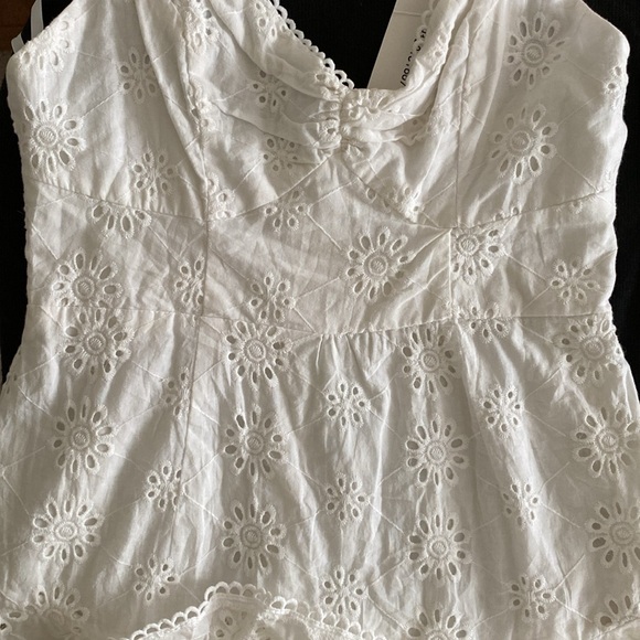 Hello Molly NWT Snow Ball Dress white eyelet  tiered ruffles zip back Size 4 - Picture 10 of 16